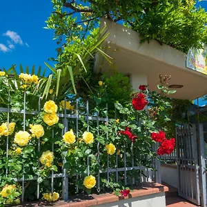 Profumo D'estate Agliana